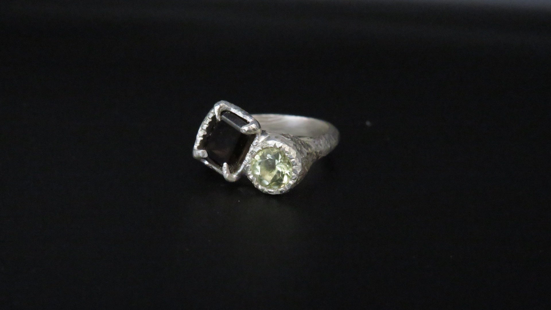 Dusk (Ready to Ship)