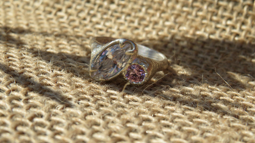 Odette (Ready to Ship)