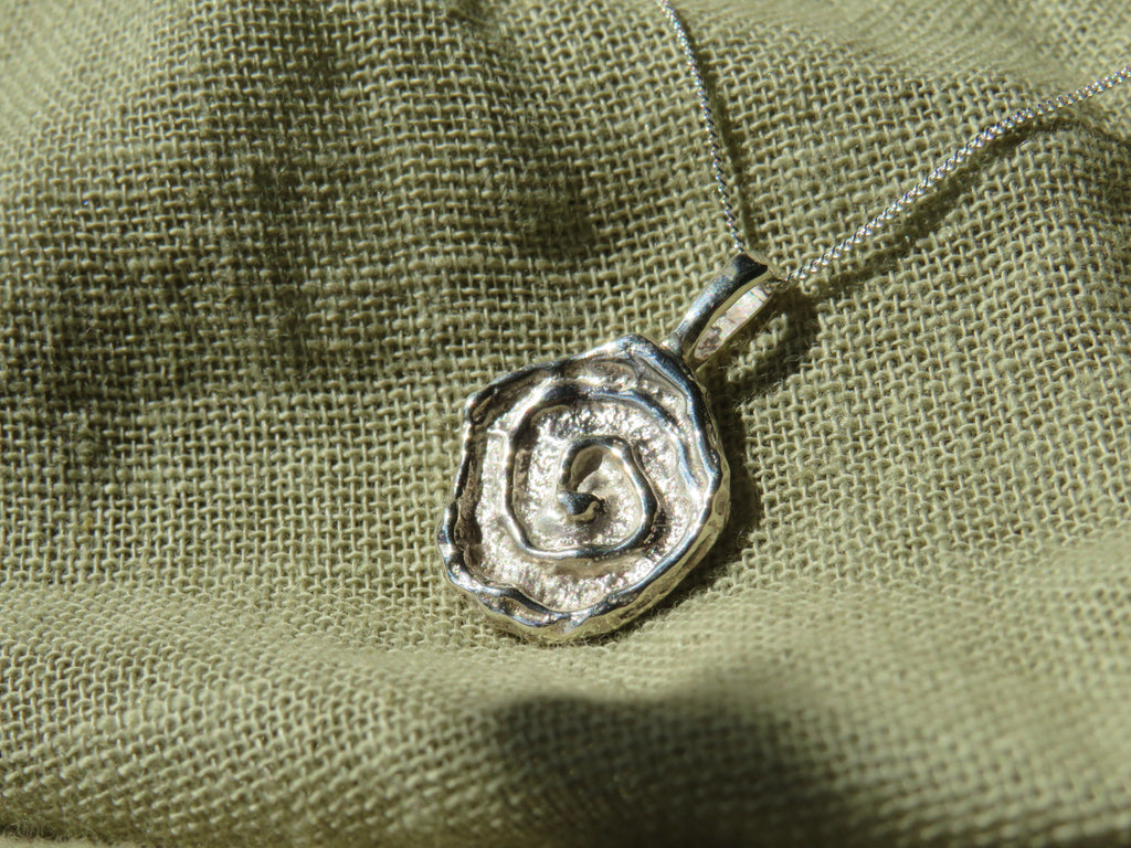 Koru  - Reversible necklace
