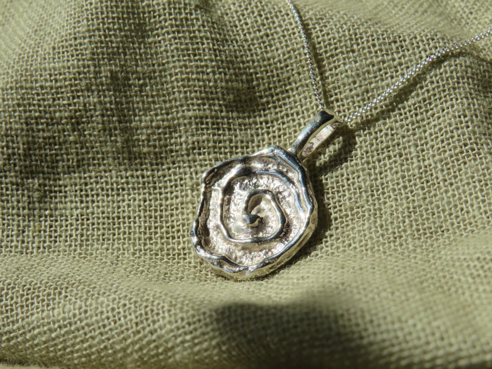 Koru  - Reversible necklace