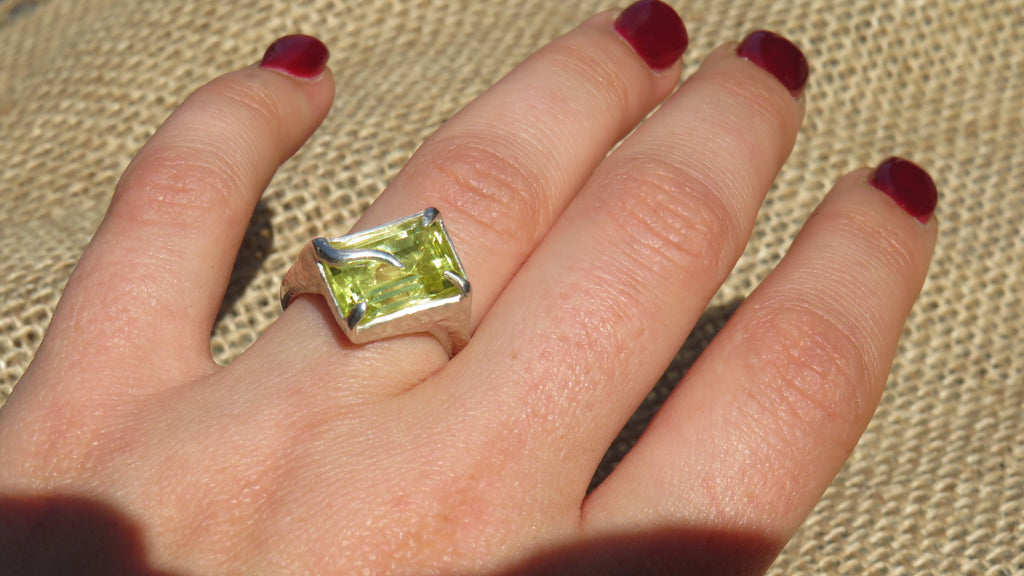 Alessandra - (READY TO SHIP)