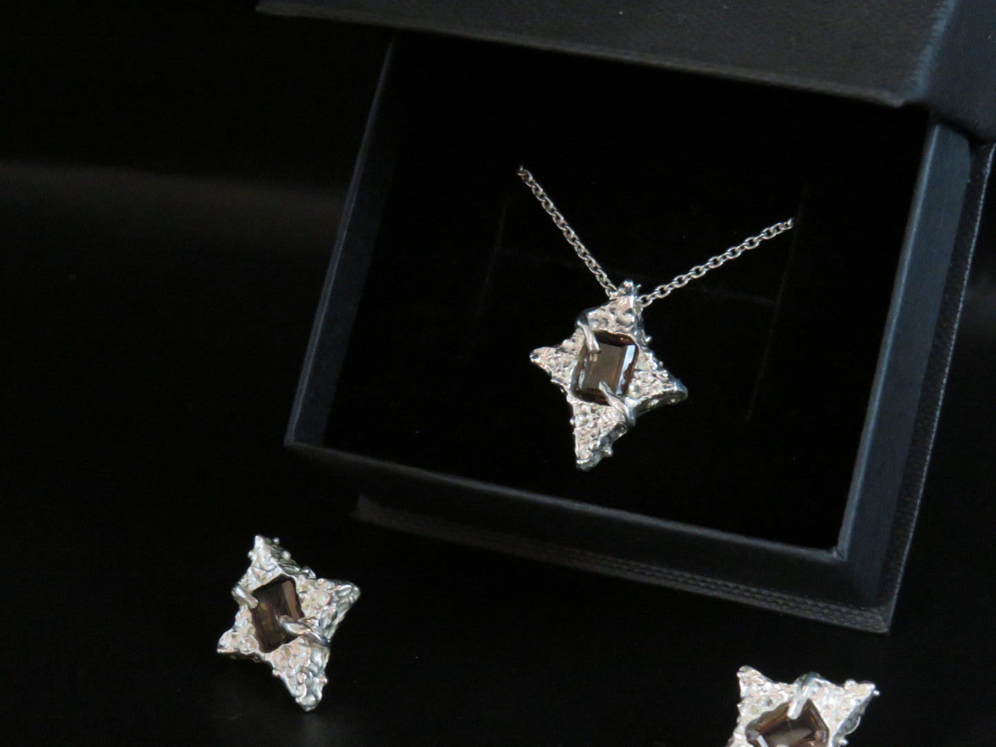 Marla star Necklace