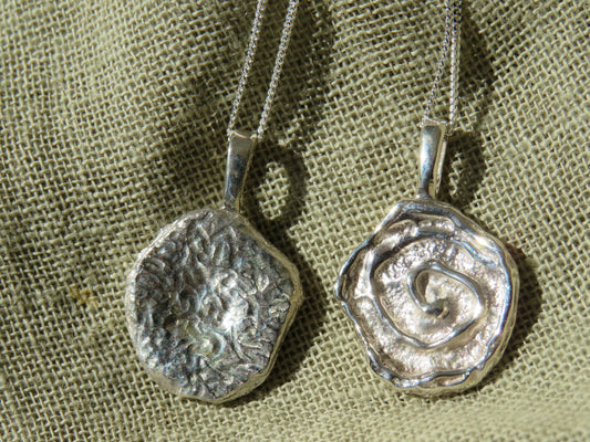 KORU - Reversible necklace