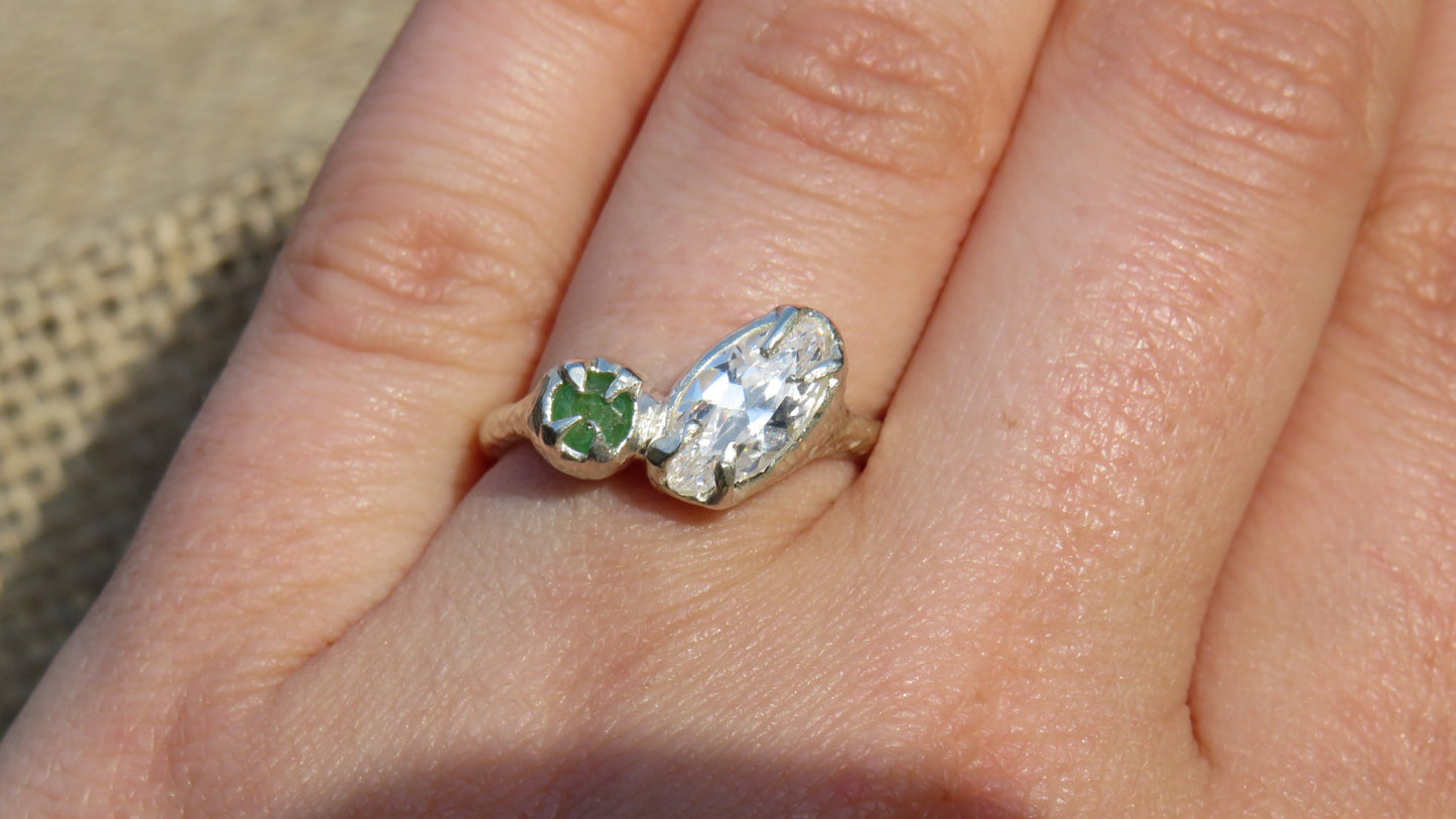 ODETTE - EMERALD (READY TO SHIP)