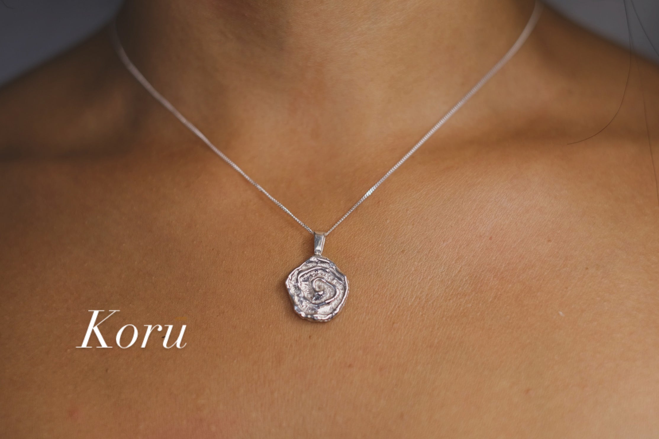 Koru  - Reversible necklace