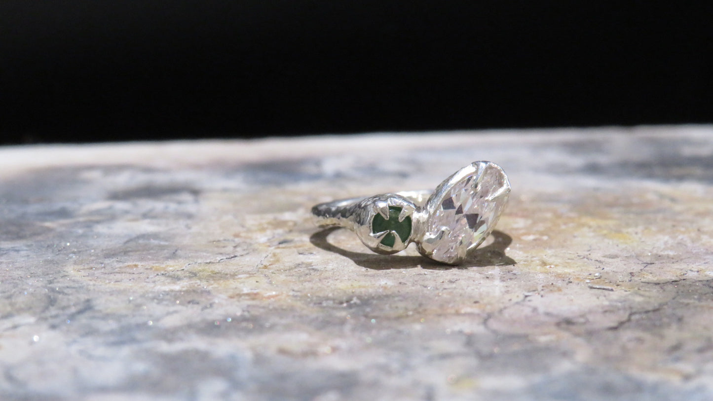 ODETTE - EMERALD (READY TO SHIP)