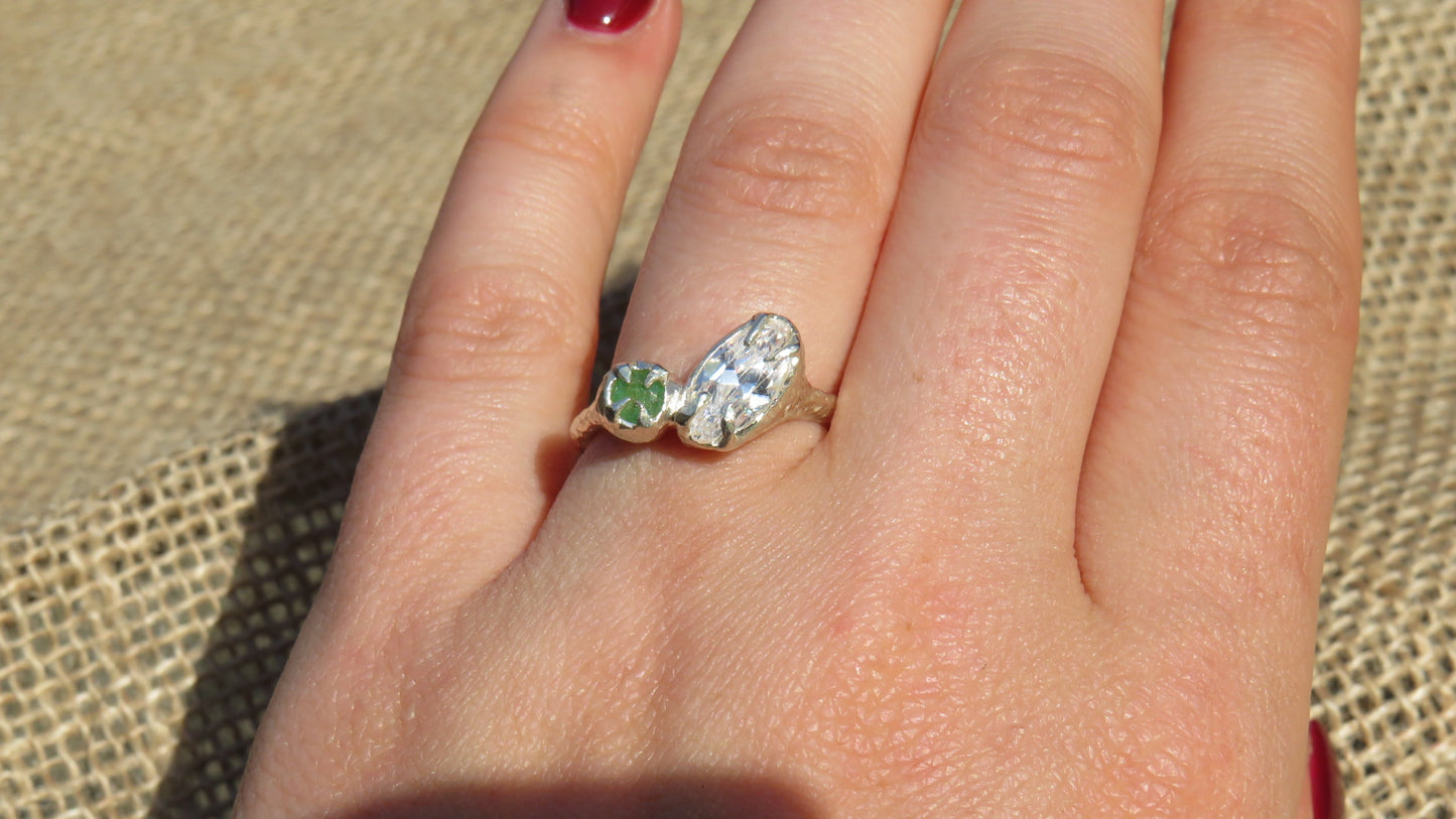 ODETTE - EMERALD (READY TO SHIP)