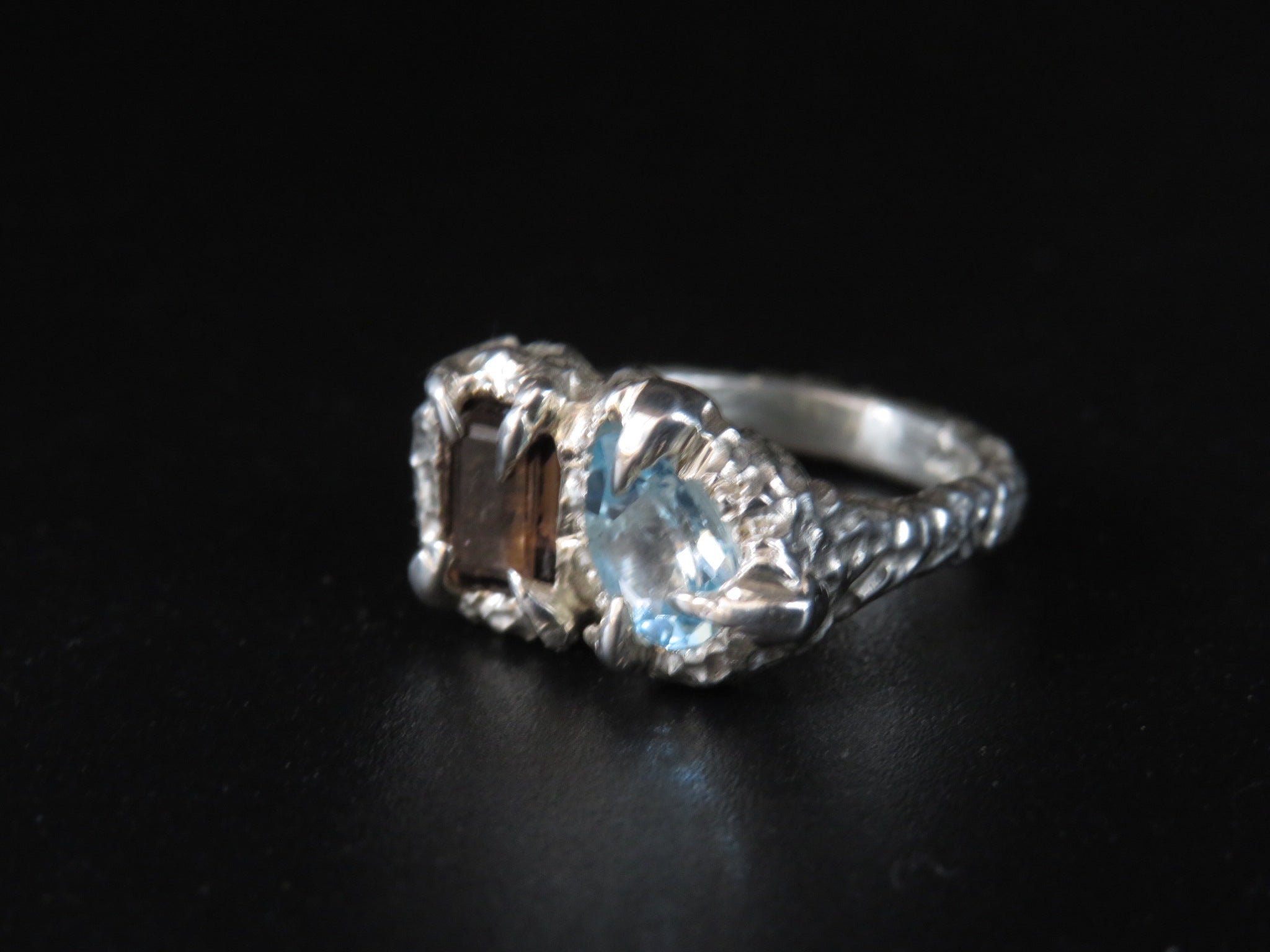 Luna (Ready to ship)